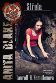 Anita Blakeová 19 - Střela